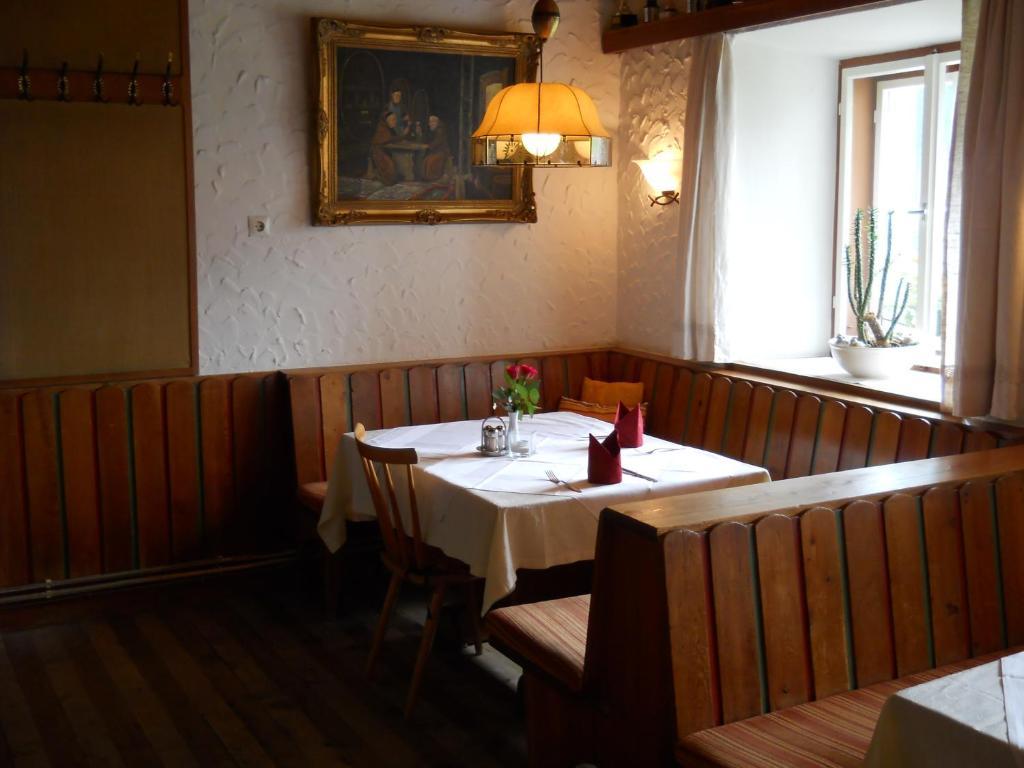 Gasthaus Raiffeisen Hostal Innervillgraten Exterior foto
