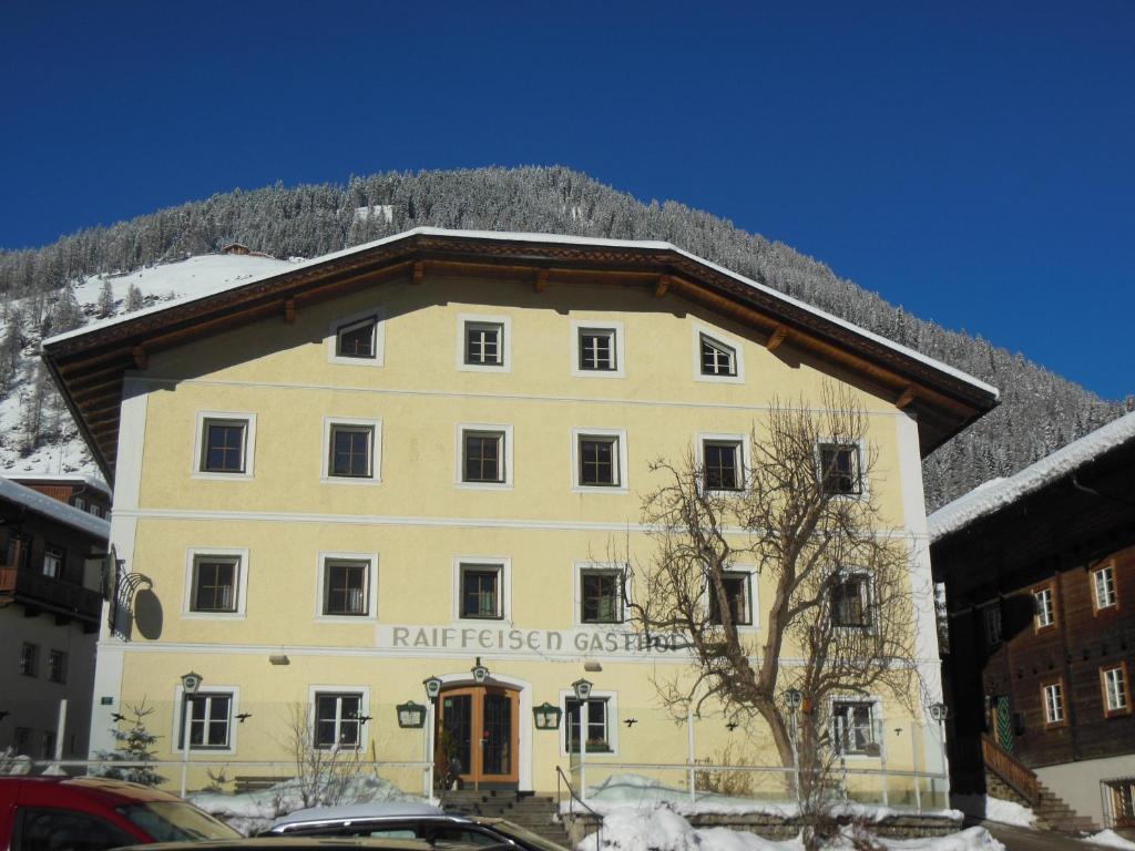 Gasthaus Raiffeisen Hostal Innervillgraten Exterior foto